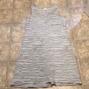 Very comfy gray/white pleated design tank dress